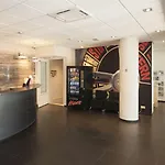 トーン シティ センター 3*