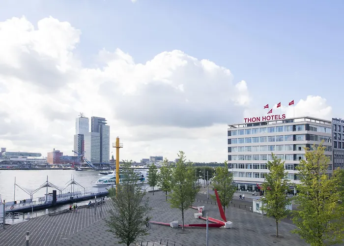 Отель Thon Centre