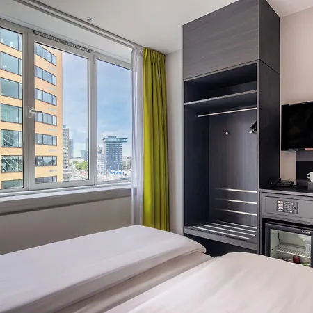 鹿特丹市中心图恩酒店 3*