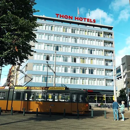 Thon Centre